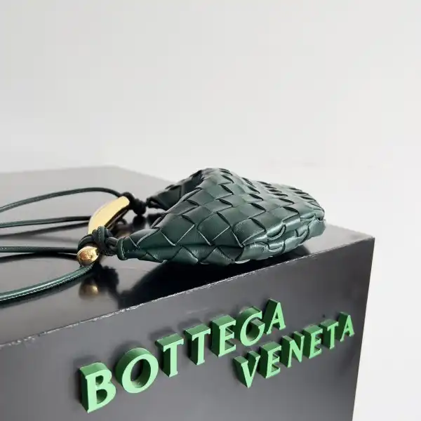 Official First Bag Ru BOTTEGA VENETA MINI Sardine Top Handle Bag 0123