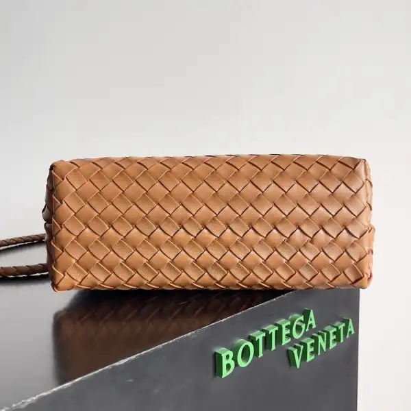 Official FirstBag Ru BOTTEGA VENETA MEDIUM ANDIAMO 0123