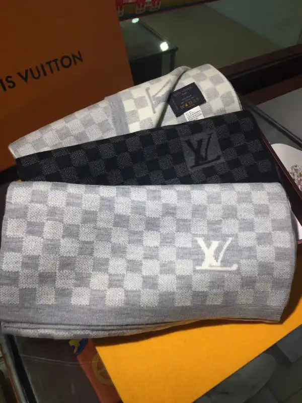 Official First Bag Ru LOUIS VUITTON SCARF 0124