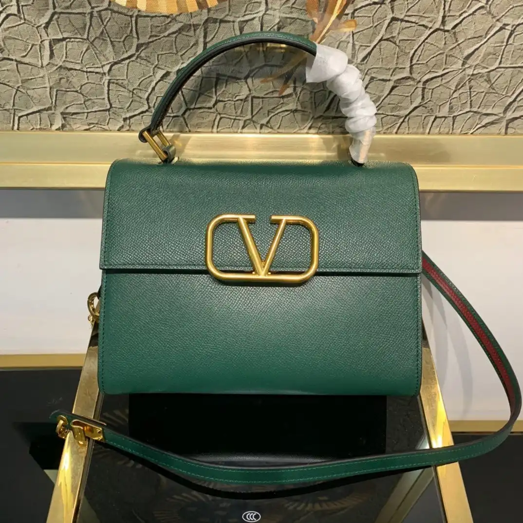 Official FirstBag Ru VALENTINO SMALL VSLING GRAINY CALFSKIN HANDBAG 0129