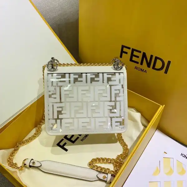 Official FirstBag Ru FENDI KAN I F 0122