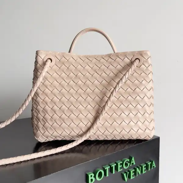 Official FirstBag Ru BOTTEGA VENETA MEDIUM ANDIAMO 0123