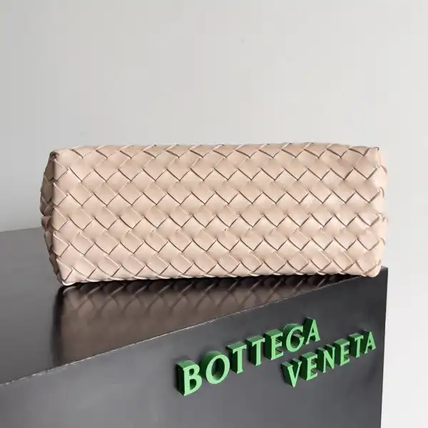 Official FirstBag Ru BOTTEGA VENETA MEDIUM ANDIAMO 0123