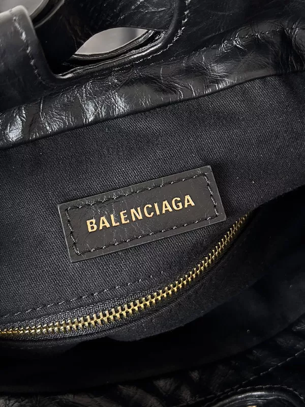 Official First Bag Ru Balenciaga Crush Tote-23.9*25.9*9.9CM 0118