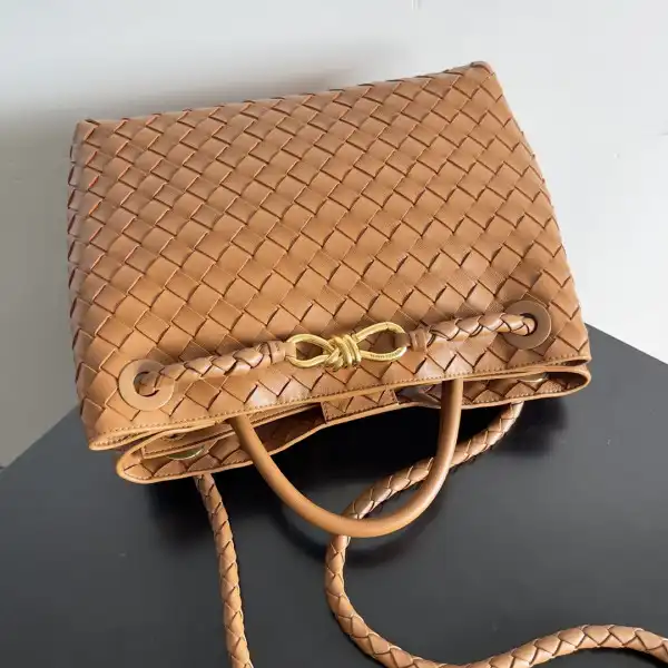 Official FirstBag Ru BOTTEGA VENETA MEDIUM ANDIAMO 0123