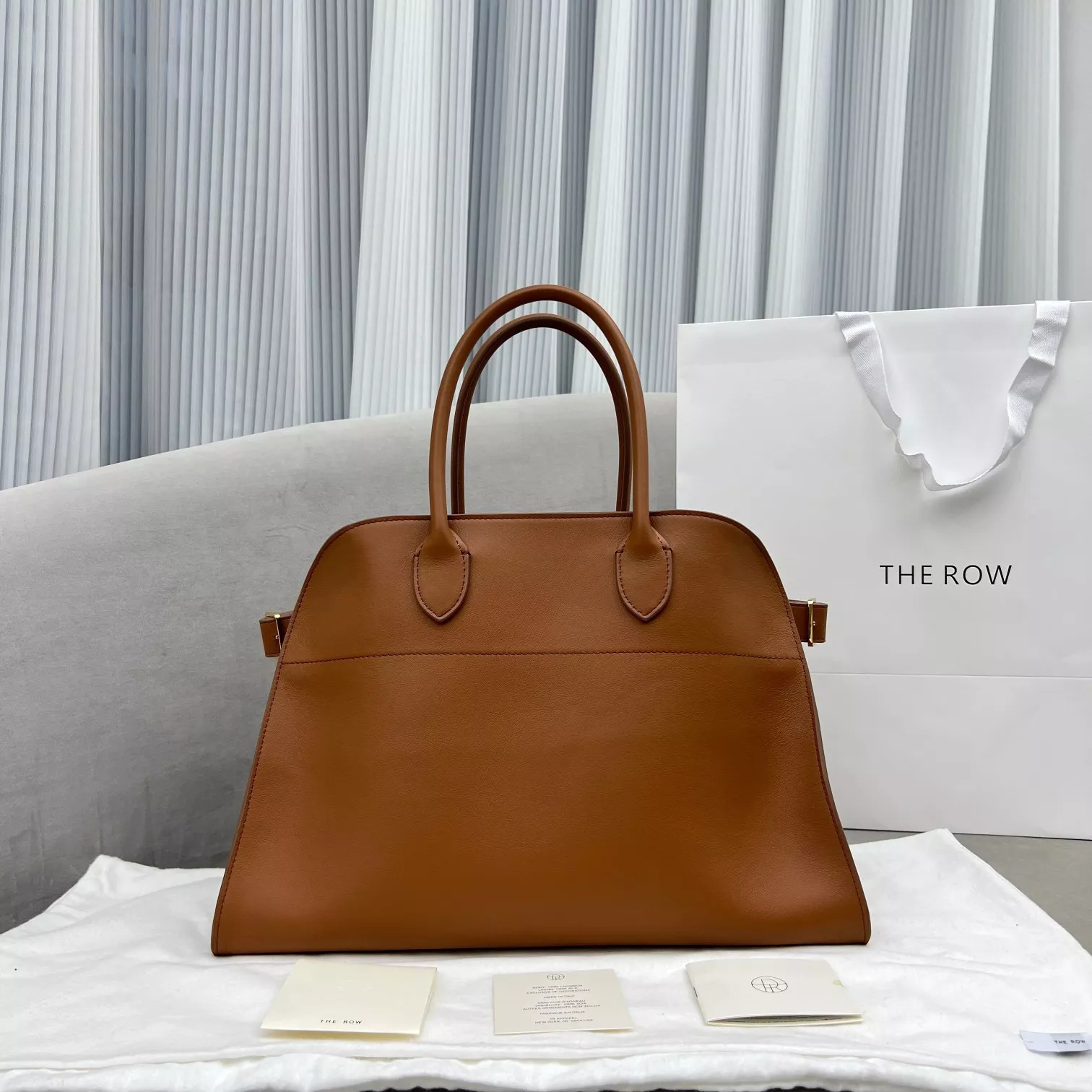 Official FirstBag Ru THE ROW MARGAUX 17 0121