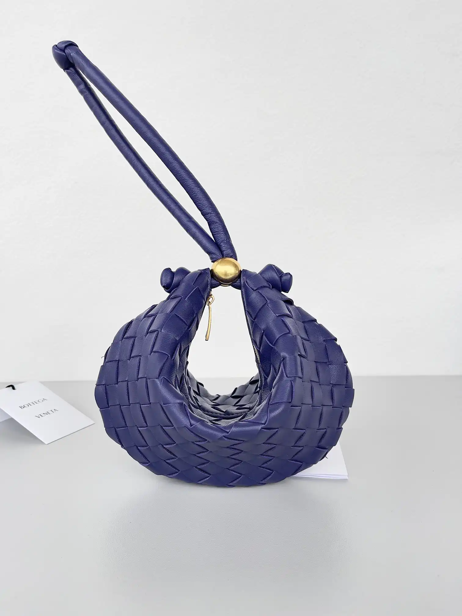 Official FirstBag Ru BOTTEGA VENETA Turn 0123