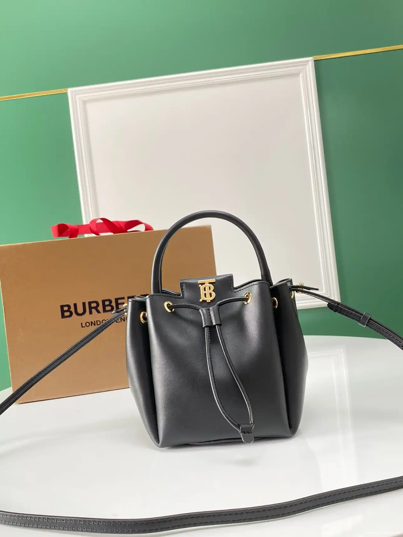 Official FirstBag Ru Bag Bucket BURBERRY 0226