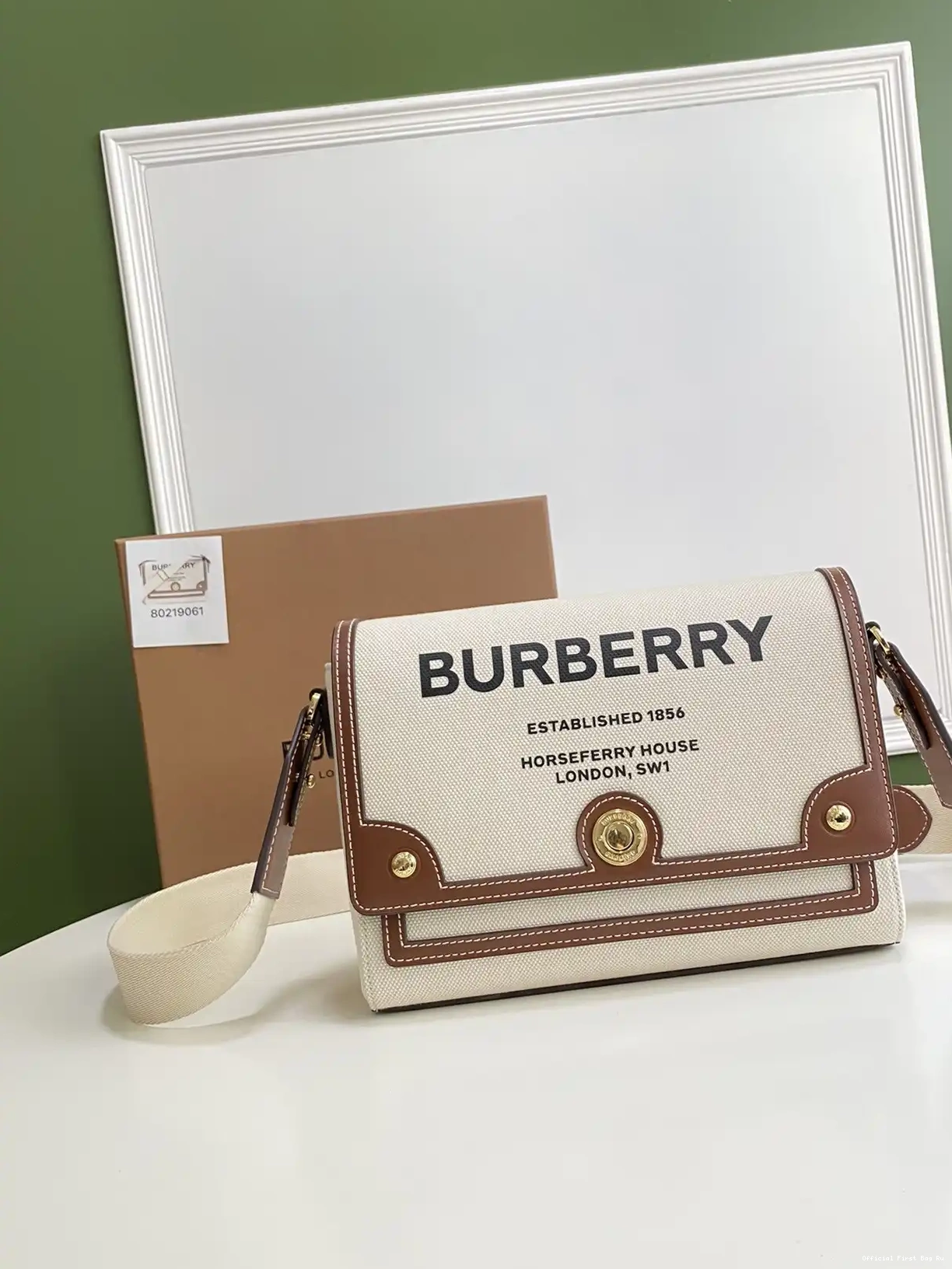 Official FirstBag Ru Note BURBERRY Crossbody Bag-25-8.5-18cm 0218