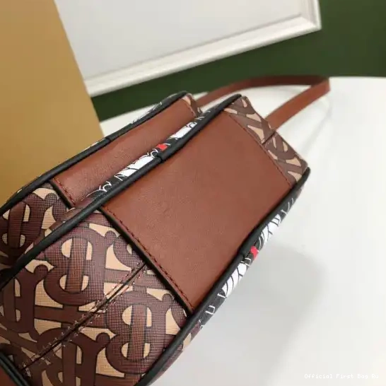 Official FirstBag Ru Stripe Camera Monogram E-canvas BURBERRY Bag 0223