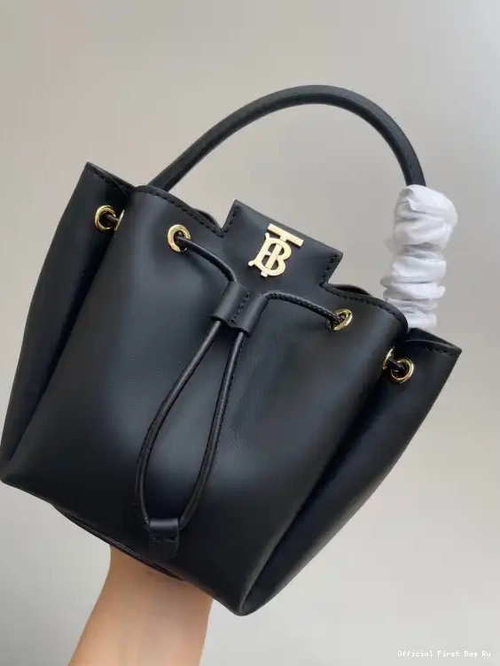 Official FirstBag Ru Bag Bucket BURBERRY 0226