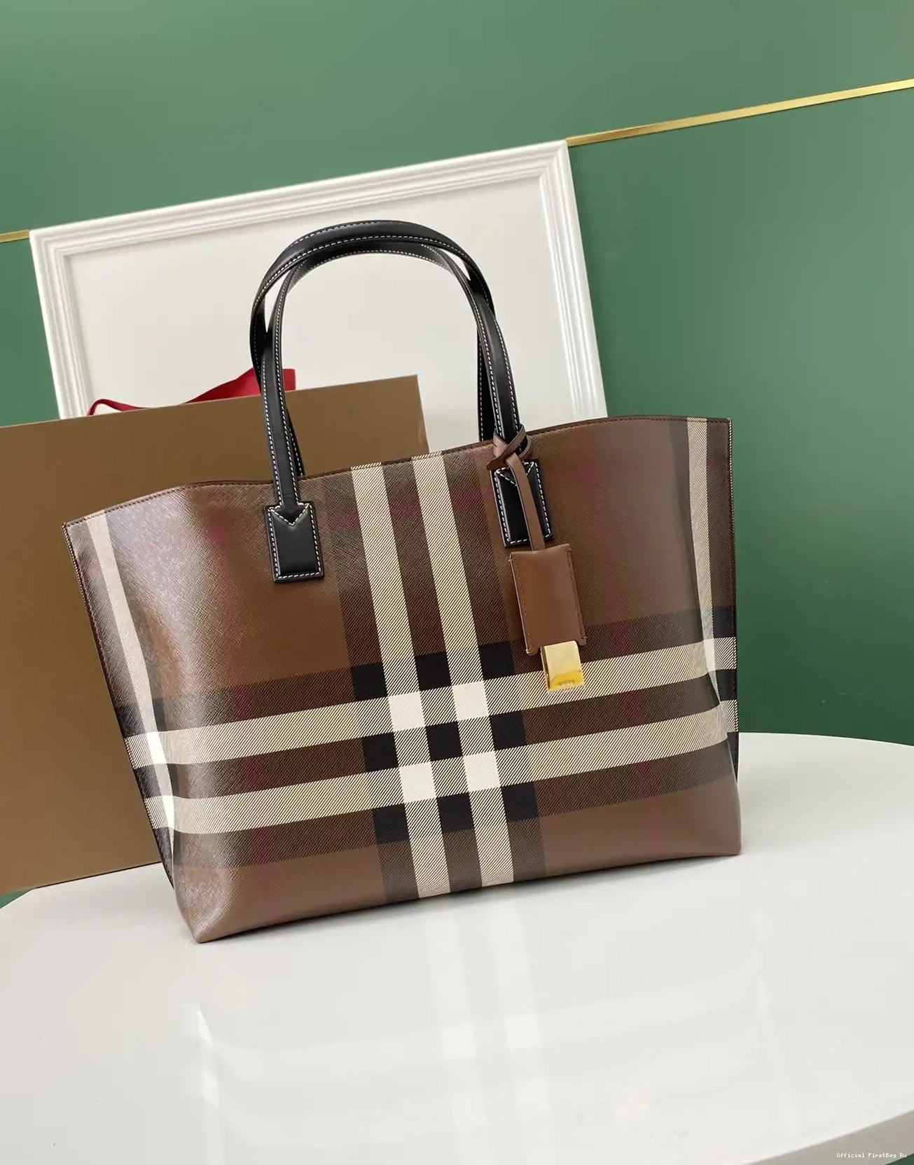 Official FirstBag Ru Leather Tote BURBERRY 0215