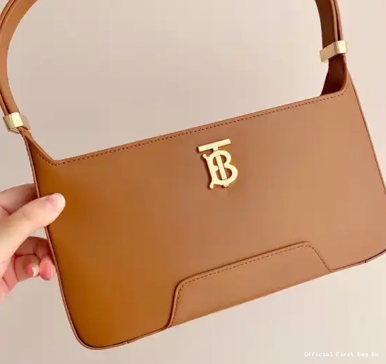 Official FirstBag Ru Shoulder Bag BURBERRY Leather TB 0227