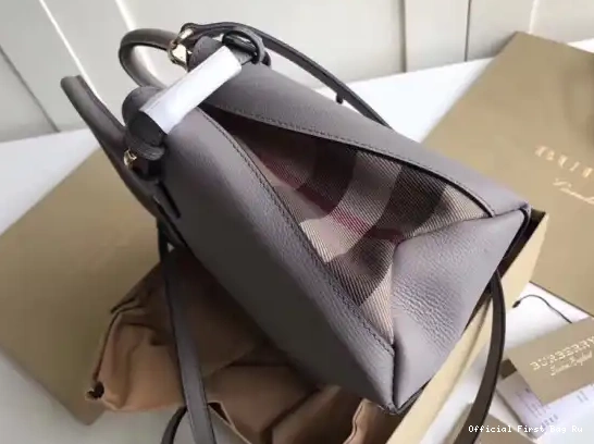 Official First Bag Ru in Banner Leather Burberry The and Check Small House 0220