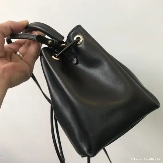 Official FirstBag Ru BMonogram BURBERRY Motif Leather Bucket Bag 0213