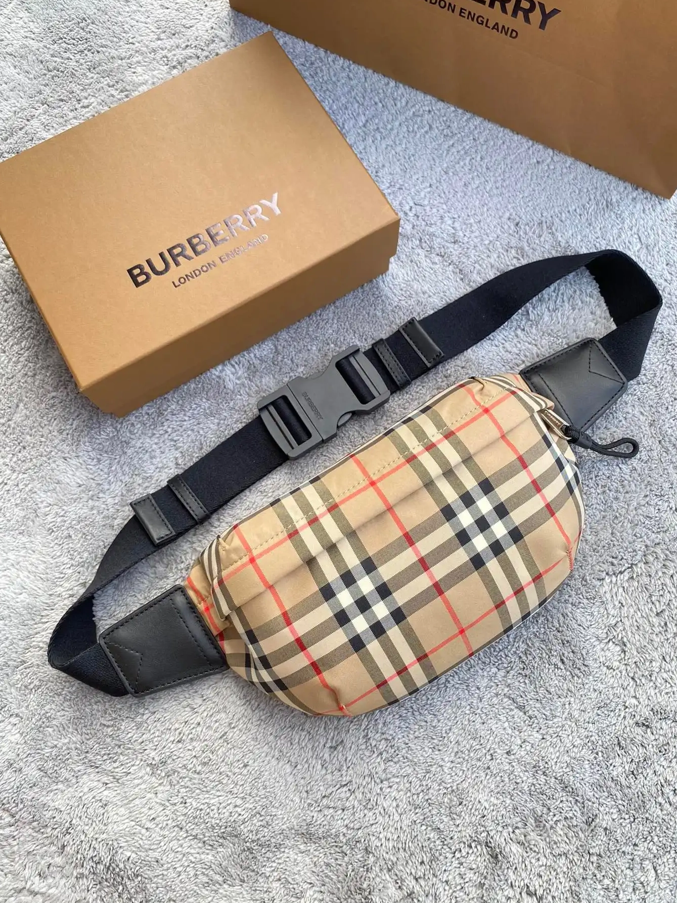 Official FirstBag Ru Cotton Check Bag Medium Vintage Bonded BURBERRY Bum 0228