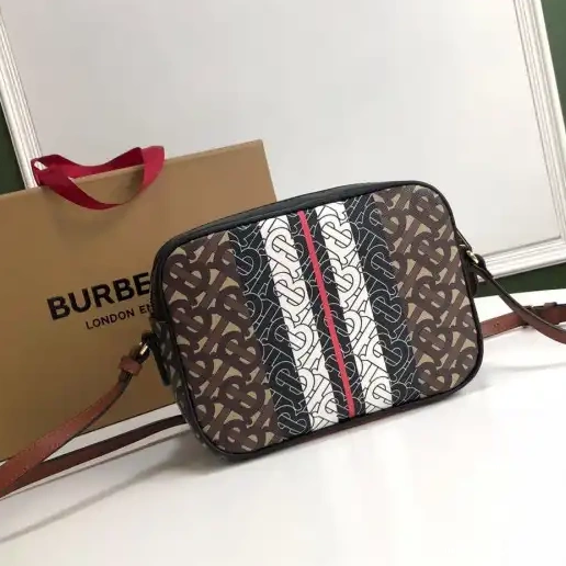 Official FirstBag Ru E-canvas BURBERRY Stripe Bag Camera Medium Monogram 0210