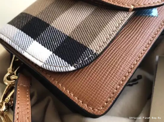 Official FirstBag Ru The Buckle Burberry 0211