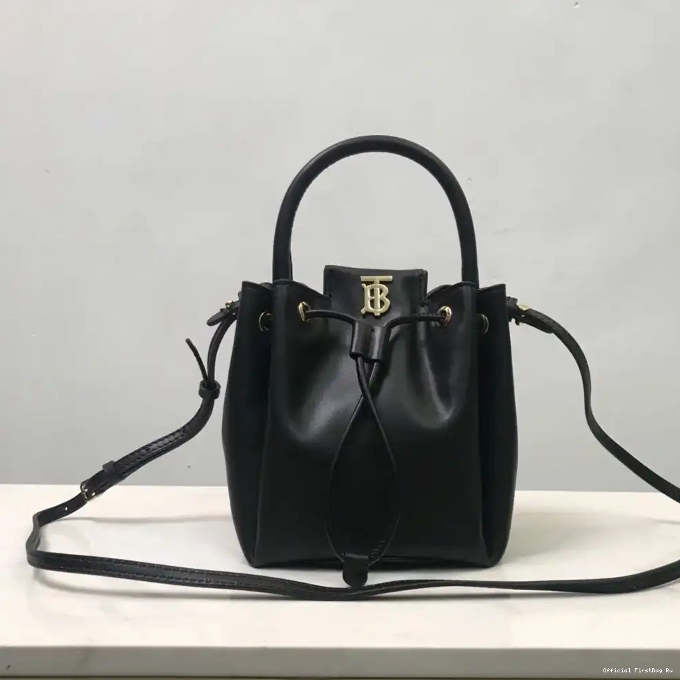 Official FirstBag Ru BMonogram BURBERRY Motif Leather Bucket Bag 0213