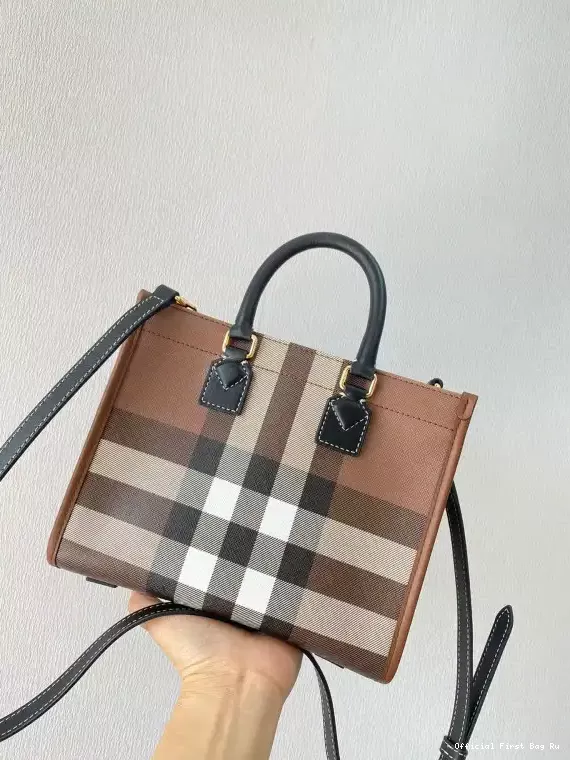 Official FirstBag Ru Mini TOTE BURBERRY Freya 0207