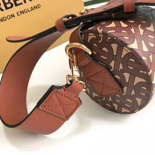 Official FirstBag Ru BURBERRY BAG BARREL 0222