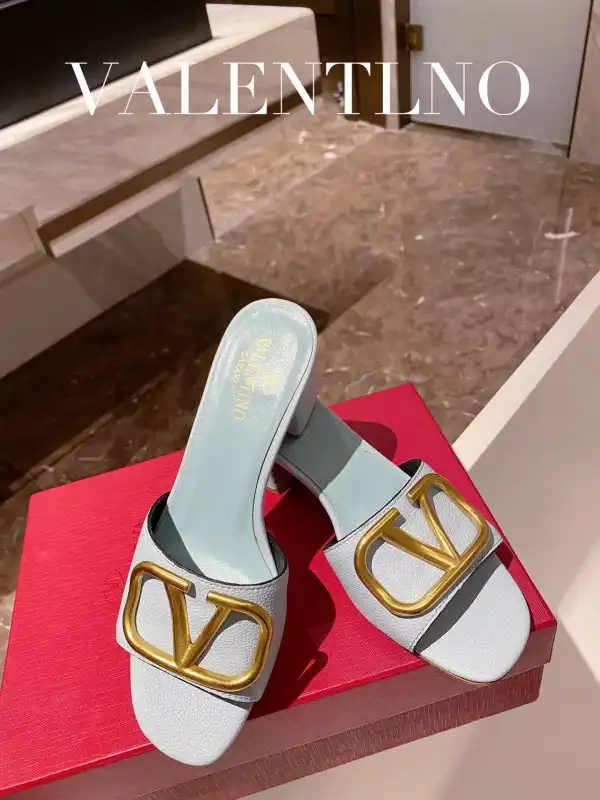 Official FirstBag Ru VALENTINO VLOGO SIGNATURE SLIDE SANDAL 0206