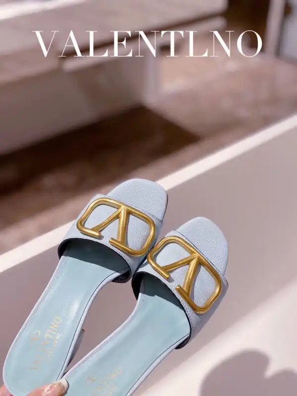 Official FirstBag Ru VALENTINO VLOGO SIGNATURE SLIDE SANDAL 0206