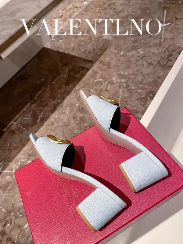 Official FirstBag Ru VALENTINO VLOGO SIGNATURE SLIDE SANDAL 0206