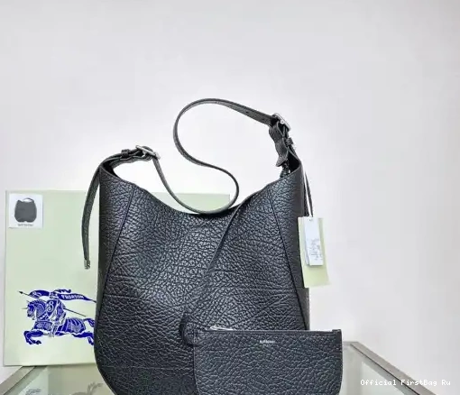 Official FirstBag Ru Medium BURBERRY Bag Shoulder Chess 0213