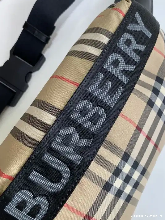 Official First Bag Ru BAG BUM BURBERRY 0214