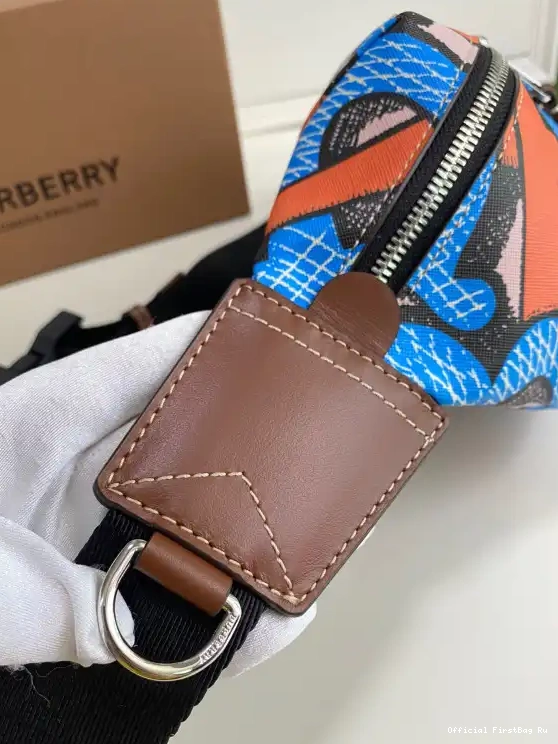 Official First Bag Ru Bag Bum BURBERRY 0212