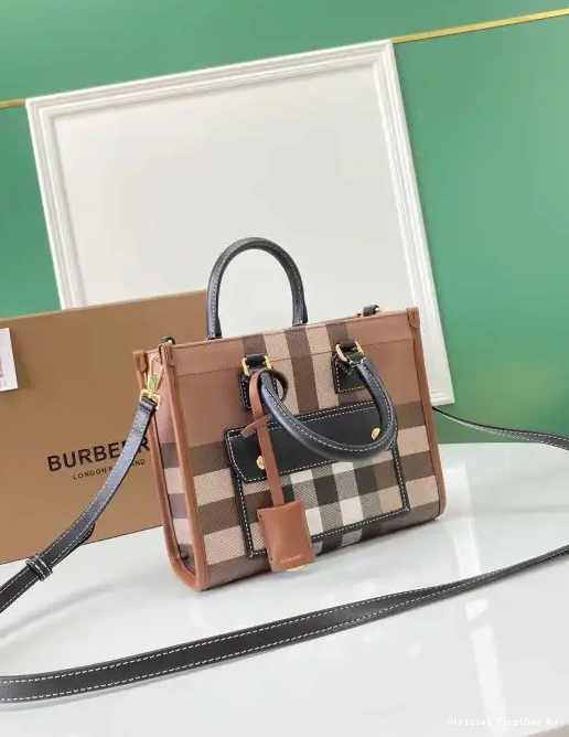 Official FirstBag Ru Freya TOTE Mini BURBERRY 0217