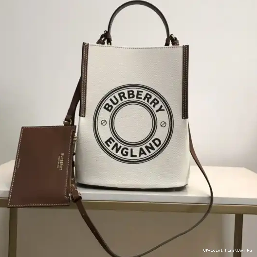 Official First Bag Ru Bucket Small Bag BURBERRY Graphic Logo Canvas Cotton Peggy 0221