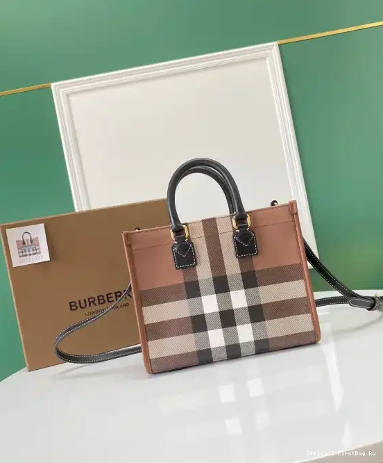 Official FirstBag Ru Freya TOTE Mini BURBERRY 0217