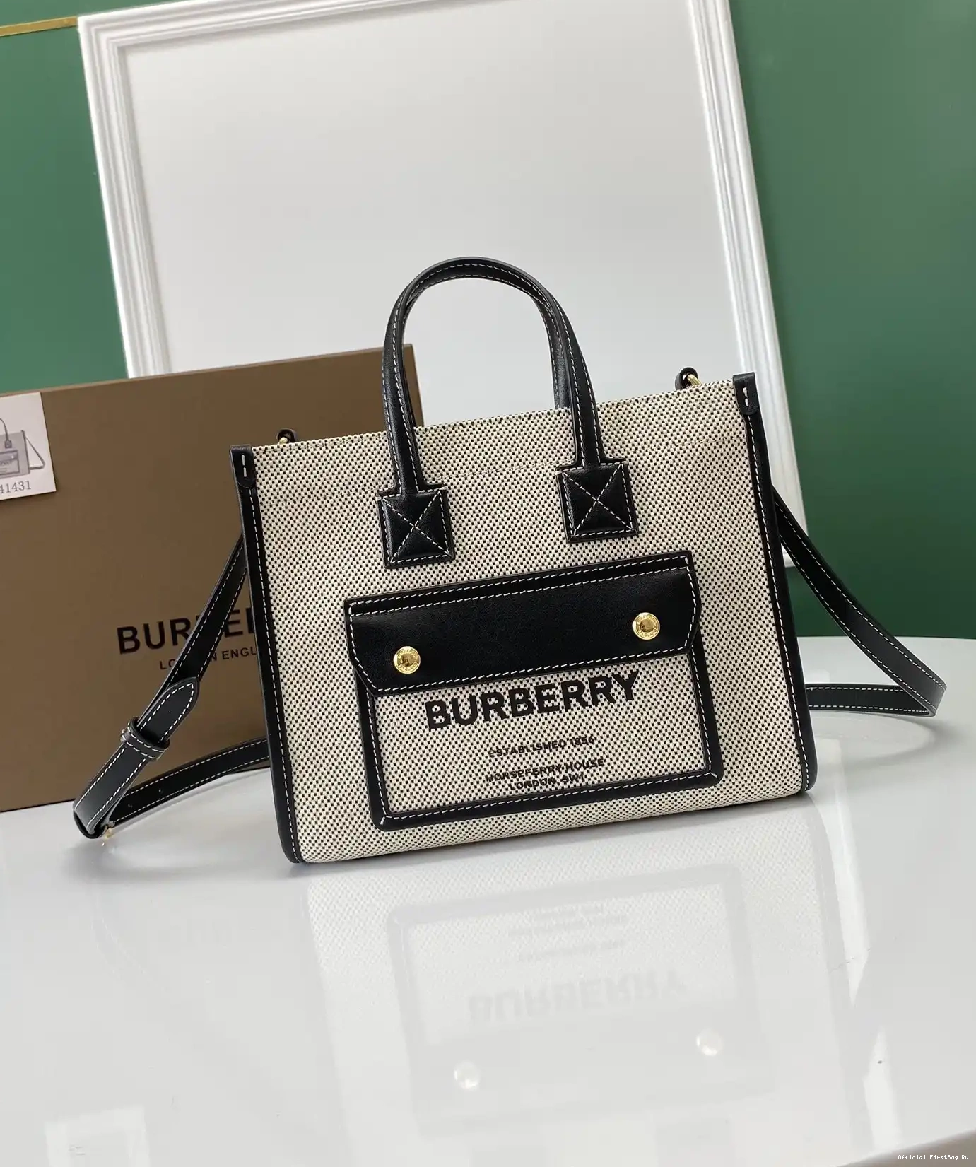 Official FirstBag Ru BURBERRY TOTE Mini Freya 0217