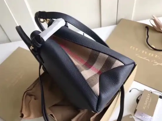 Official FirstBag Ru in Leather House and The Small Check Banner Burberry 0226