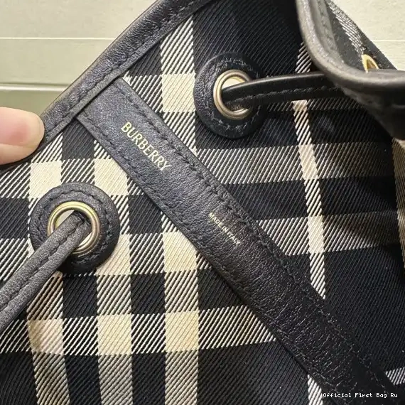 Official FirstBag Ru Check Drawstring Pouch​ Medium Burberry 0228