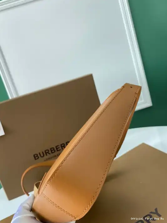 Official FirstBag Ru Shoulder Bag BURBERRY Leather TB 0227