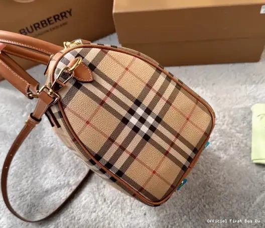 Official First Bag Ru Medium Bowling Bag-30*15*21CM Check BURBERRY 0227