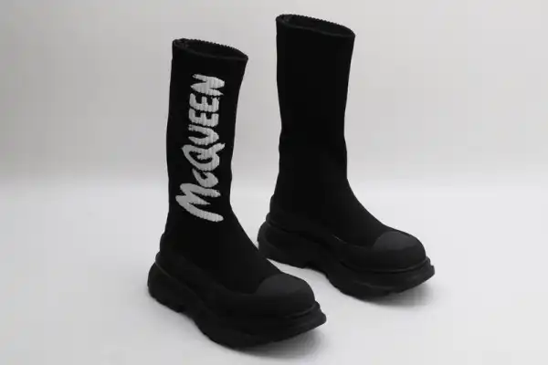 Official First Bag Ru ALEXANDER MCQUEEN Graffiti Knit Tread Slick Boot 0206