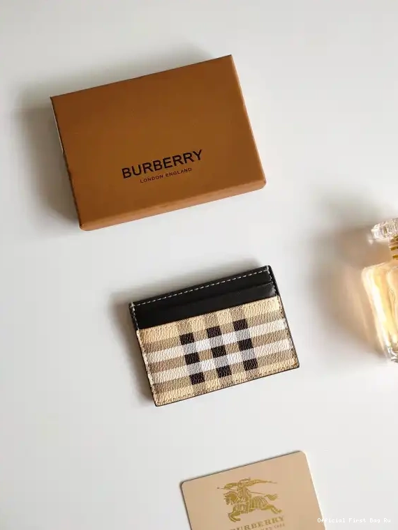 Official First Bag Ru CASE CARD BURBERRY 0228