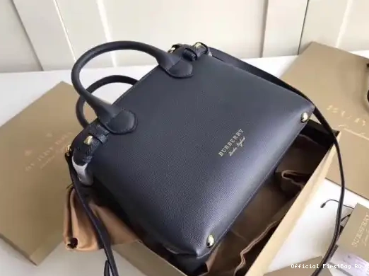 Official FirstBag Ru in Leather House and The Small Check Banner Burberry 0226