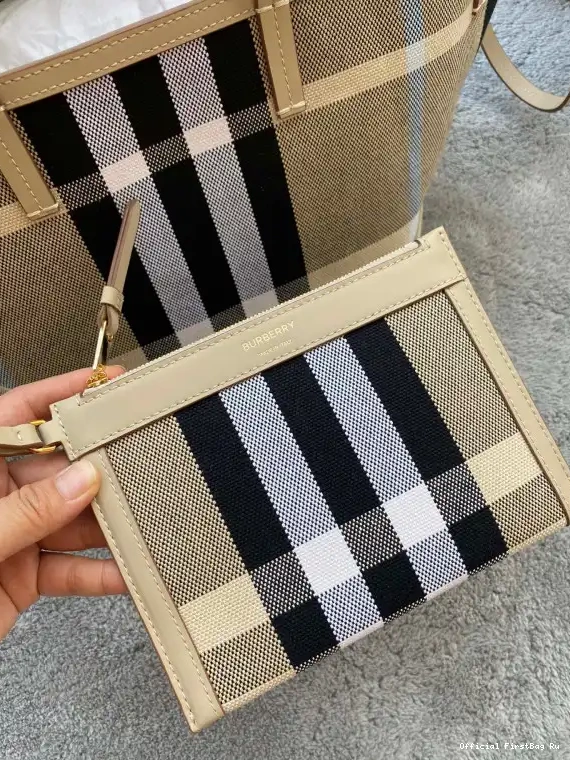 Official First Bag Ru TOTE BURBERRY 0225