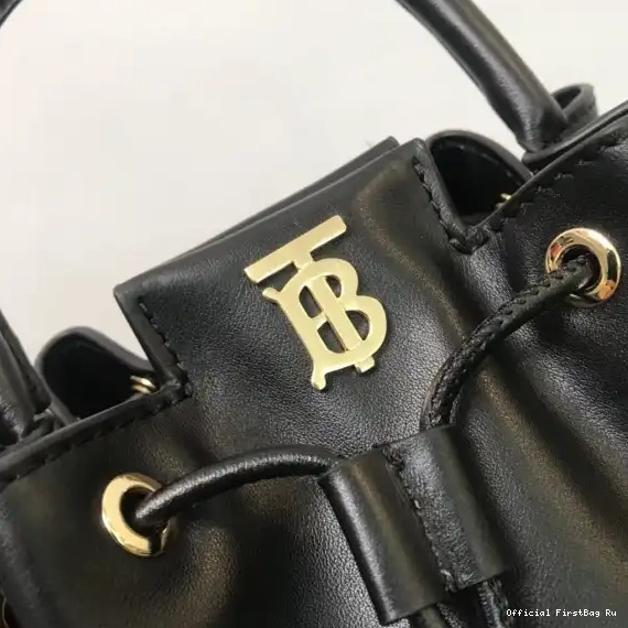 Official FirstBag Ru BMonogram BURBERRY Motif Leather Bucket Bag 0213