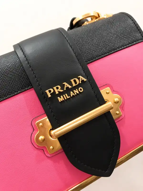 Official First Bag Ru PRADA CAHIER LEATHER SHOULDER BAG 0203