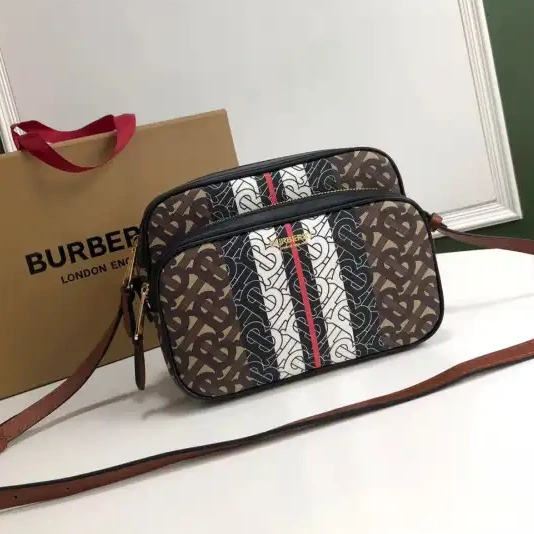 Official FirstBag Ru E-canvas BURBERRY Stripe Bag Camera Medium Monogram 0210