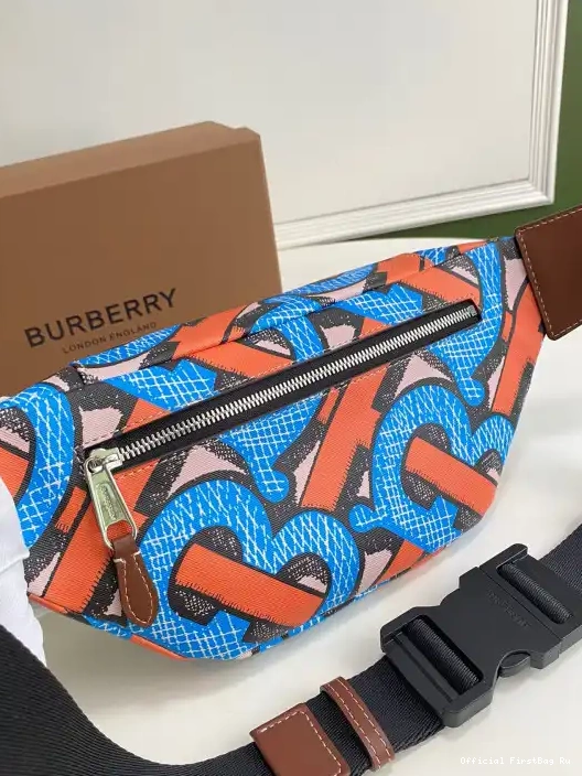 Official First Bag Ru Bag Bum BURBERRY 0212