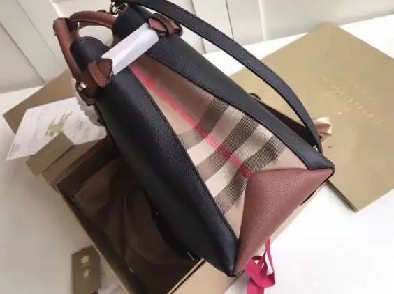 Official FirstBag Ru Burberry in and The Check Leather House Medium Banner 0217