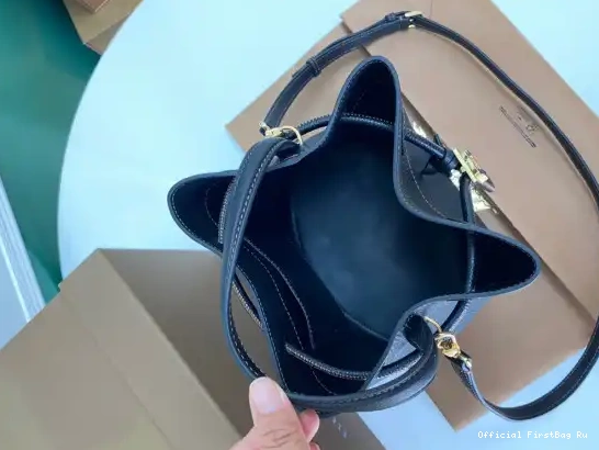 Official First Bag Ru Bucket TB BURBERRY Small Bag 0217