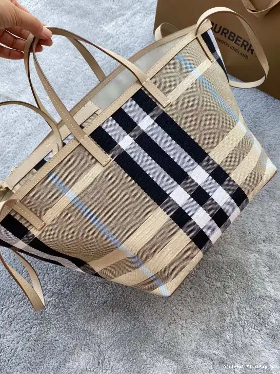 Official First Bag Ru TOTE BURBERRY 0225